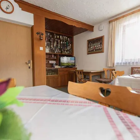 Stubai * ניוסטיפט אים סטובאיטל